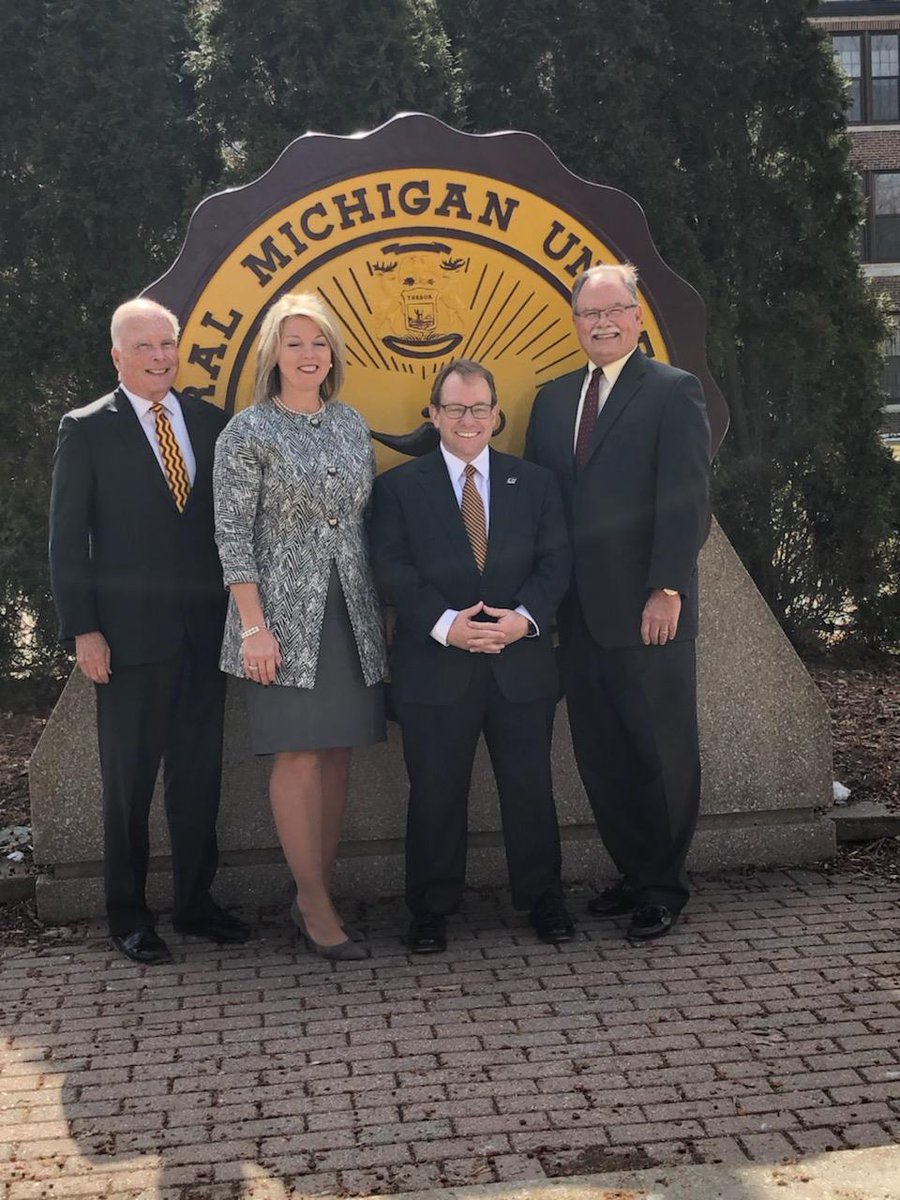CMUniversity's tweet photo. Guests from the campus community and beyond are gathering in Warriner Hall to celebrate the investiture of @cmichprez today. https://t.co/Uvah8cPsjG