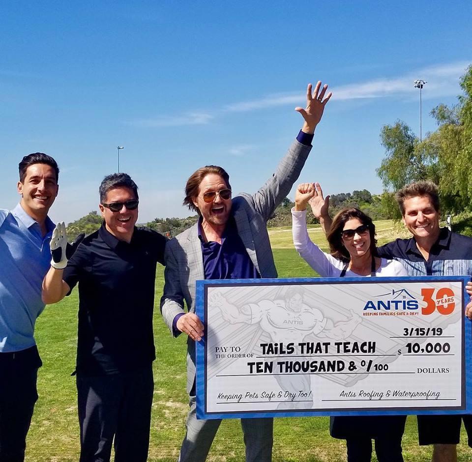 antisroofing's tweet photo. The Perfect Storm! #AntisRoofing proudly supports @TailsThat Teach at their "Putts for Mutts" Golf Tournament.
We joined @KTLAMorningNews meteorologist @henrydicarlo at @BlackGoldGolf to support the org. Congrats on a successful event! #AntisRoofing #LivetoGive #tailsthatteach https://t.co/T6RJwIPGeJ