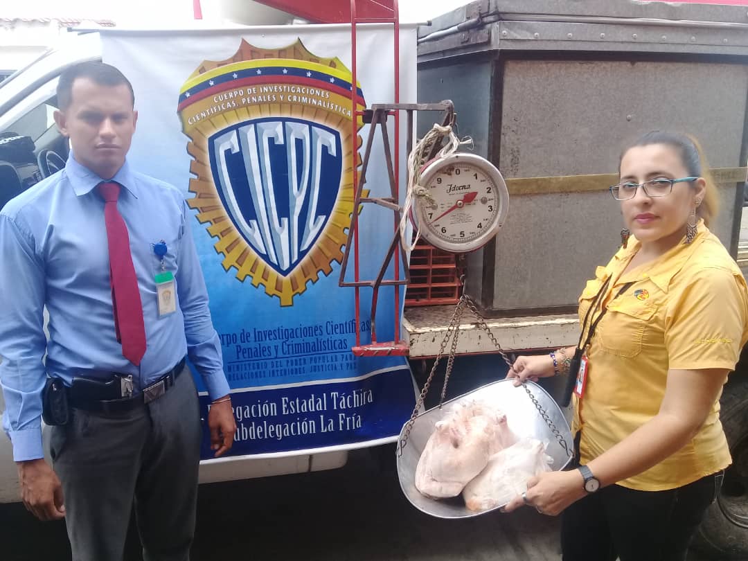 Cicpc0078's tweet image. #19MAR | La gerencia de @CICPC0078 La Fría realizó jornada de venta proteína animal (pollo), en las instalaciones del despacho, con la finalidad de beneficiar al personal que labora en esta sede #CICPCSomosTodos #PlanParaServiciosBasicos