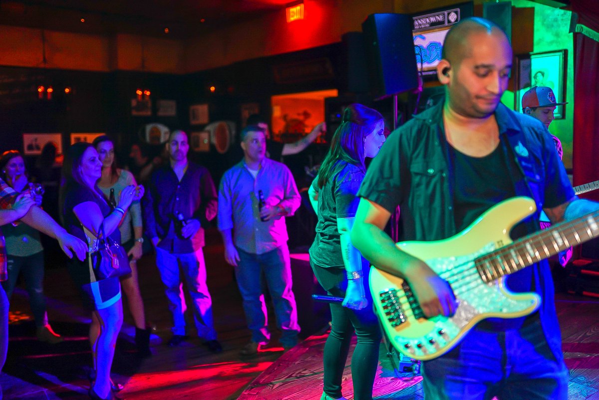 Live music every Fridays, Saturdays, and Sundays. #LansdowneMohegan