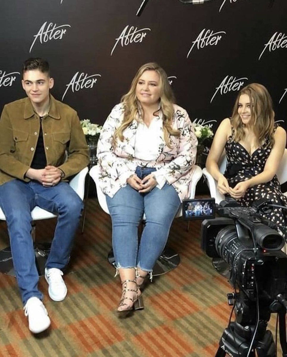 hessaupdatebr's tweet photo. Anna, Jo and Hero a few days ago in Brazil!! Literal perfection!❤️❤️

Anna, Jo and Hero alguns dias atrás aqui no Brasil! A definição de Perfeição❤️❤️ #after #aftermovie #aftermovietour #afterbrasil https://t.co/EZb8ZOt01q