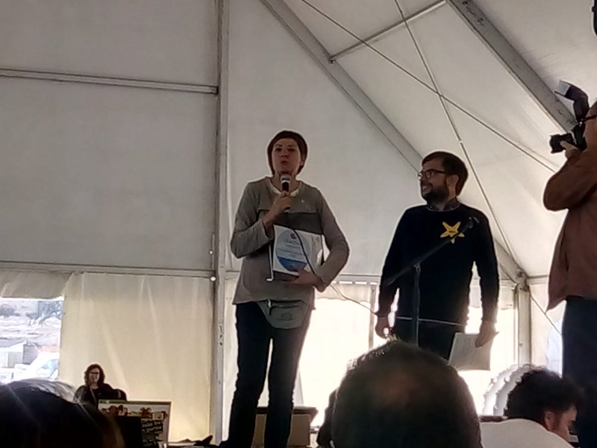 BoletBenFet's tweet photo. 😃🎉 Estem molt feliços i orgullosos!!

🏆🍽 #BoletBenFet va rebre ahir un dels reconeixements "Productor Compromès #km0" a la trobada anual de xefs @SlowFoodCat per conrear #bolets de proximitat de qualitat, ecològics i socialment responsables.

🙌 Moltíssimes gràcies! https://t.co/1Aj6vhEgIp