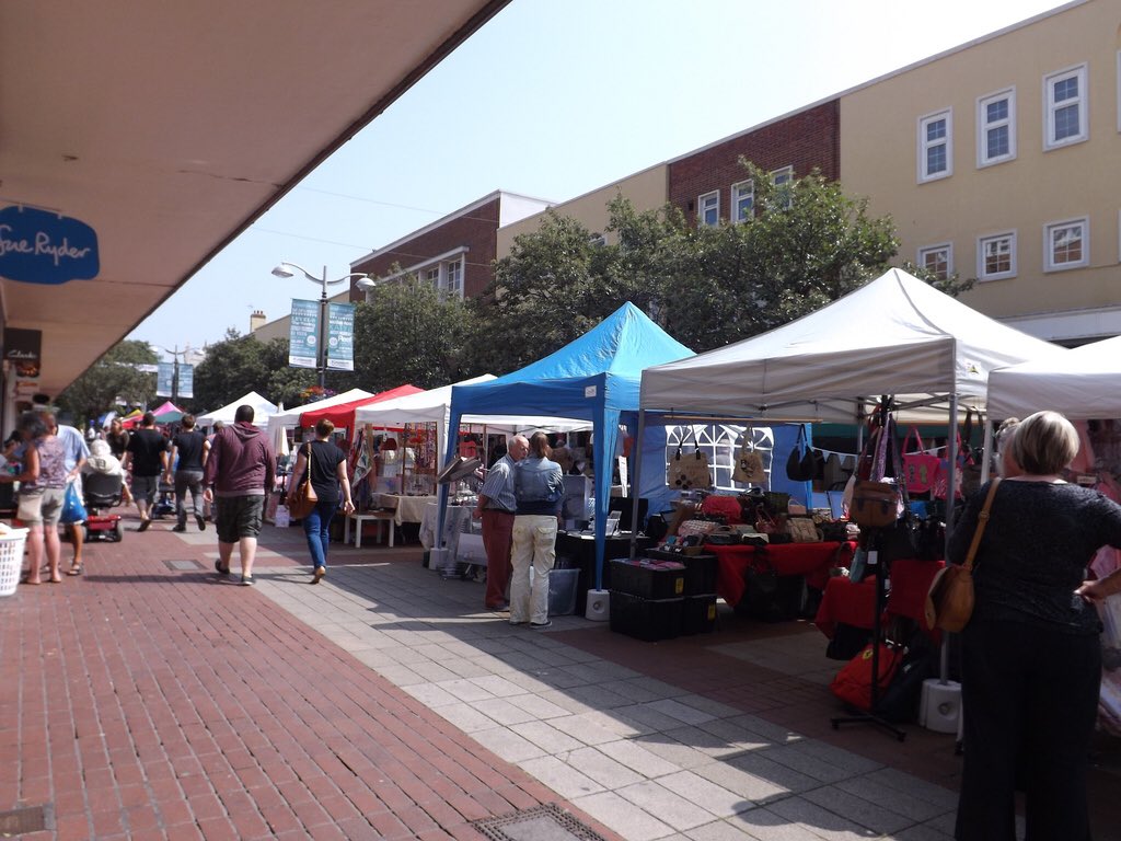 Help keep the pound in #Pompey! At <a href="/LoveSouthseaUK/">Love Southsea</a> markets, you’ll always find a fine range of local artists, makers, street food traders and more. Find us in Palmerston Road In #Southsea on the first weekend of every month. lovesouthsea.co.uk