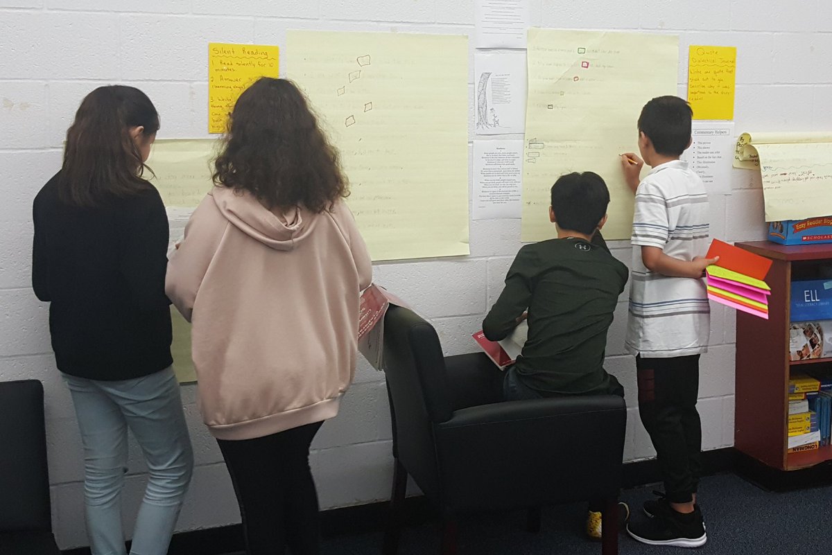 RosinaAnayaK's tweet photo. Today my students used the jigsaw strategy to teach their peers. After, they utilized different sentence structures and visual aids to present their findings. #ESL #jigsaw #ESOL #languagelearning #fcms #expositorytext #sentencestructure https://t.co/UZO79UdcVf