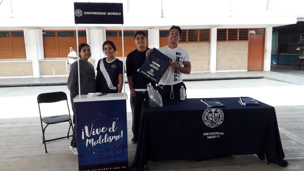 unimodelo_ch's tweet photo. Continuamos con la promoción de nuestra Preparatoria Escuela Modelo #Chetumal. Esta vez en la Secundaria Armando Escobar Nava.
¡Las inscripciones a preparatoria siguen abiertas! Pide informes a través de cualquiera de nuestras redes sociales 😉
#SéModelo #PrepaModelo https://t.co/1HLye8CrpQ