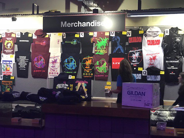 T shirt / Hoodie Time <a href="/Drake/">Drizzy</a> <a href="/torylanez/">Tory Lanez</a> <a href="/3ArenaDublin/">3Arena</a> <a href="/frankjezevents/">Frank Jez VIP Events</a> <a href="/djahmed_ireland/">Ahmed Idris</a> <a href="/jiimjones/">jim jones ents</a>   Doors open in 15 minutes