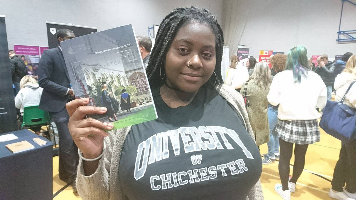 chitalksbiz's tweet photo. Student ambassador Olivia from the Business School showing off our new new prospectus #marketing #chiproud https://t.co/jncsVg0sw9