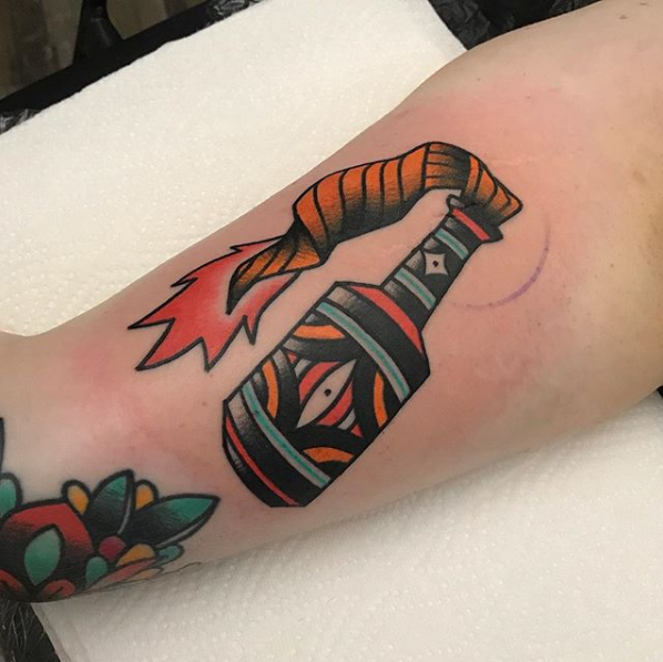 The Tattoo Shop On Twitter Loving This Traditional Style Molotov Cocktail By Phil Trettler Thetattooshop Tattooshop Tattooshopsupplies Traditionaltattoo Molotovcocktail Tradtat Tradworkers Https T Co Wmqkflabqe