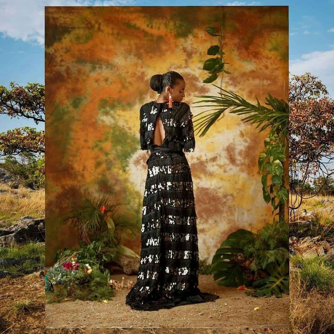africafashcode's tweet image. La collection #BirdsOfParadise du designer #EjiroAmosTafiri est en ligne sur africafashioncode.com
#MadeInNigeria