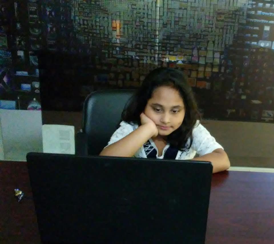 konok1975's tweet photo. #_Amazing #Cyber #girl @raisharahman201 #The #World's #Youngest #Computer #Programmer https://t.co/vsBAMJgStl
