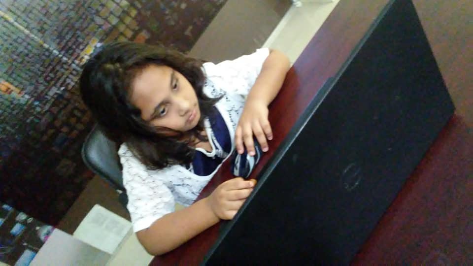 konok1975's tweet photo. #_Amazing #Cyber #girl @raisharahman201 #The #World's #Youngest #Computer #Programmer https://t.co/vsBAMJgStl
