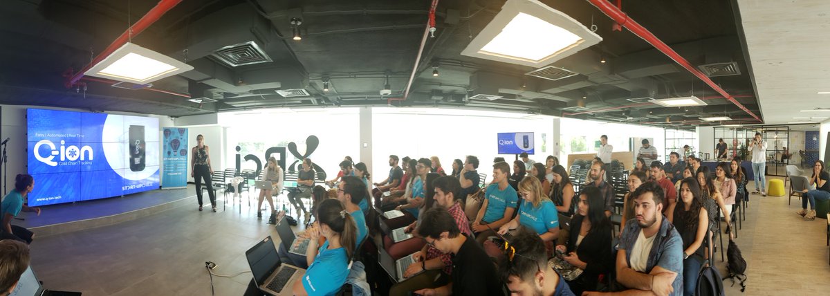 Cba_Diaz's tweet photo. Hoy emprendedoras del programa #TSF de @startupchile (para mujeres fundadoras) presentan sus negocios por primera vez en el #IntroDay . Hoy dan su primer paso como mujeres de negocios, hoy comienzan su desarrollo global 🇨🇱🚀🌎 https://t.co/OddLAsbjIf