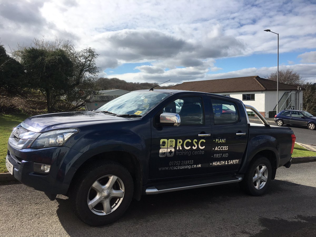 rcsctraining's tweet photo. @Rockcity1984 truck has had some new sign writing done this week by @sigsignsltd #chrome #rcsctraining #rockcitystagecrew #plymouth #trainingcentre #healthandsafety #plant #forklifts #firstaid #manualhandling #workatheight #safetypassportalliance #rtitb #accredited https://t.co/dt0vUj3AkN