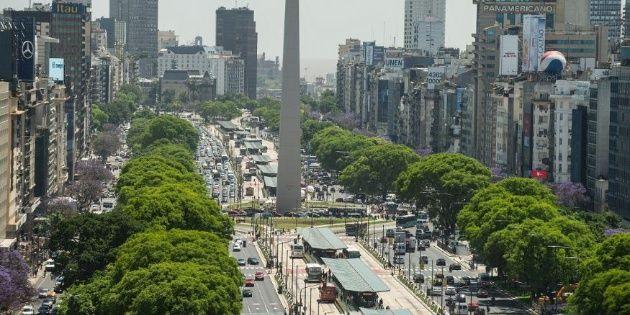 AperturaCom's tweet photo. Buenos Aires es una de las 10 ciudades más baratas para vivir del mundo https://t.co/OmFzGZDMkO https://t.co/oA6m2vi7Am