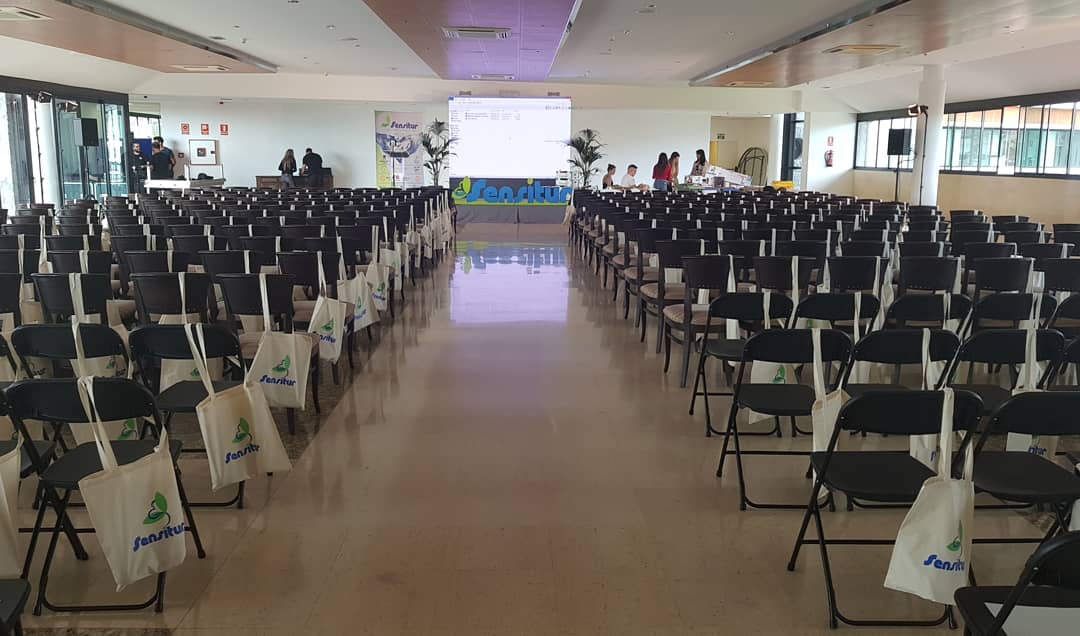 sensitur's tweet photo. @sensitur ya está preparado para que mañana de comienzo en el #CDTCA de @costa_adeje unas jornadas llena de Sensibilización turística y medioambiental para 400 jovenes https://t.co/J1UEP6Gkyn