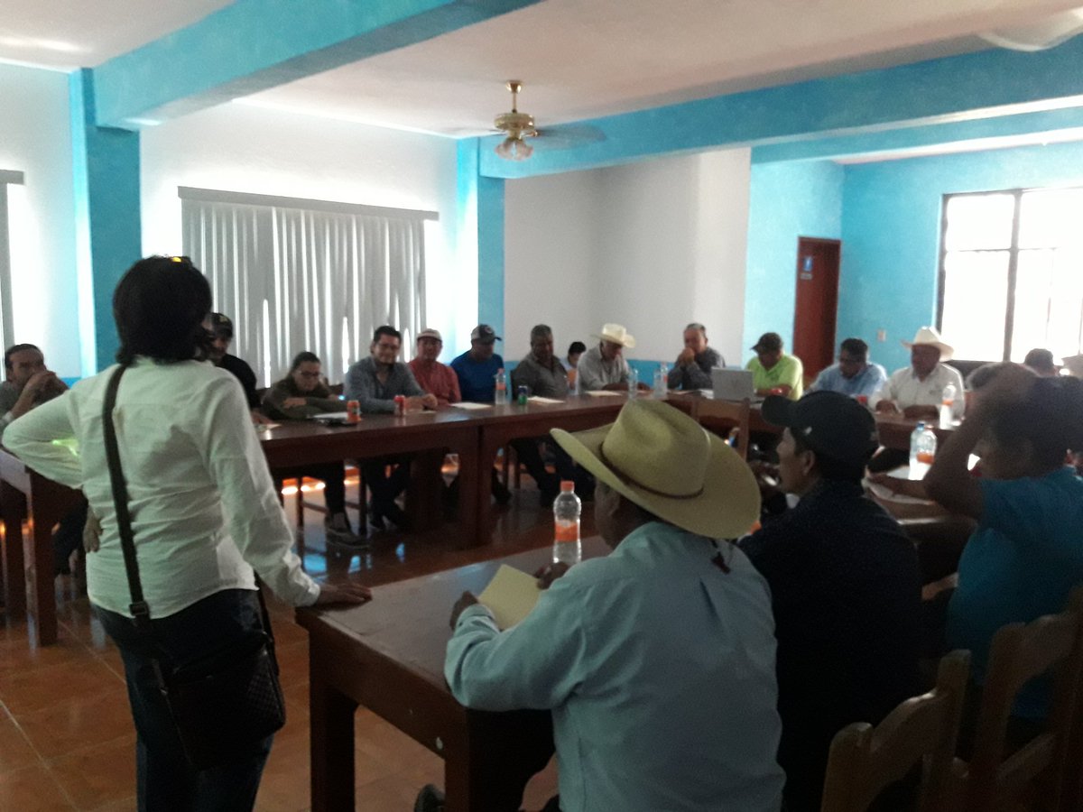 Reunión de vinculación del proyecto MasAgro en Querétaro con módulo de riego 2, Pedro Escobedo,Qro.