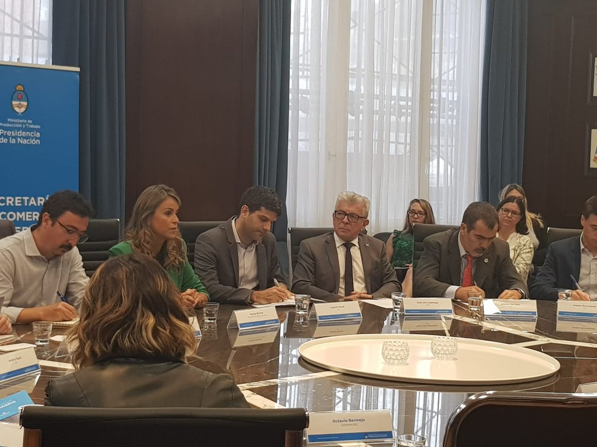 Came, a través de su Secretario de Comercio Exterior, Jose Luis Lopetegui participando en la explicación de la Secretaria de Comercio Exterior Lic. Marisa Bircher sobre los avances del programa Argentina Exporta.@camecomex @CDARepArg @CamaraPlanD @redcame