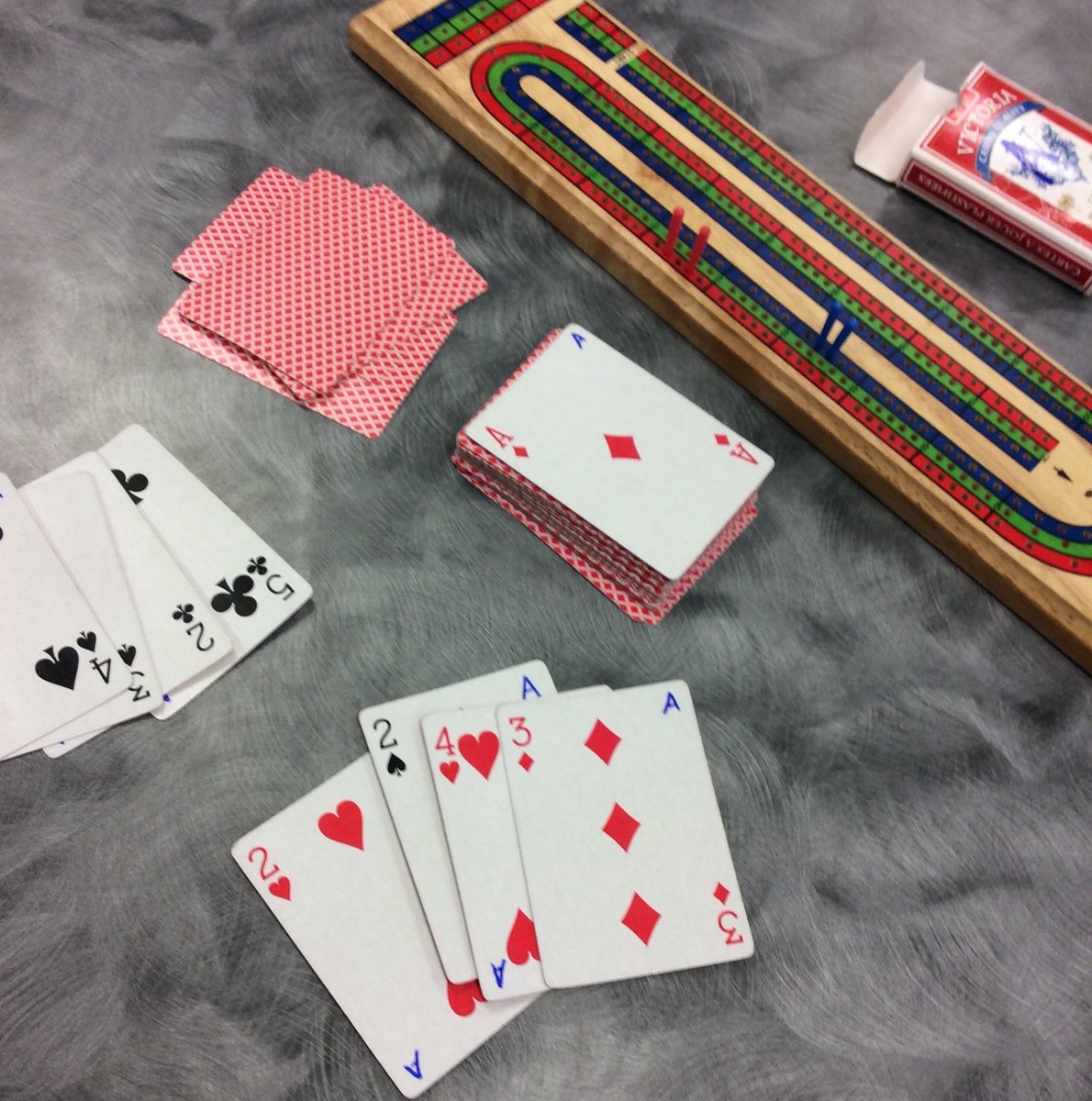 MAPS_LLC's tweet image. Launched the addition of cribbage to our card club. 💕 that grandma taught this student! #makerspace #learnandlaugh @ugdsb