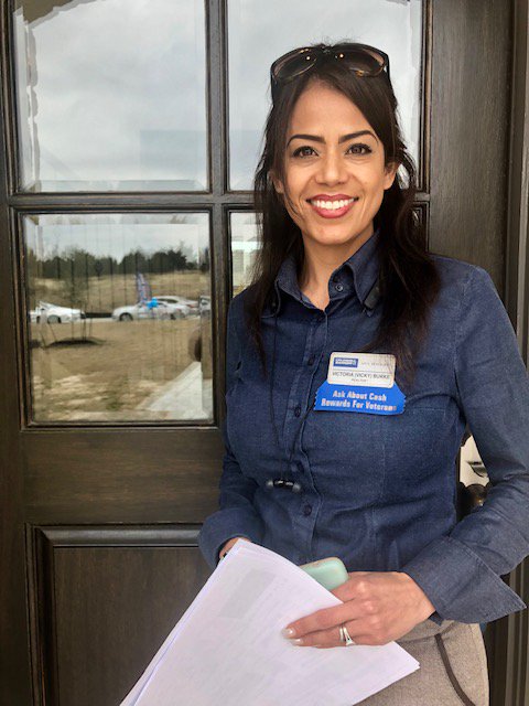 VBurkeRealtor's tweet photo. Out showing houses today! Contact me if  I can help you buy or sell a home! #realtor #dallas #rockwall #heath #texas #latina #hablamosespanol https://t.co/EMgennHOKy