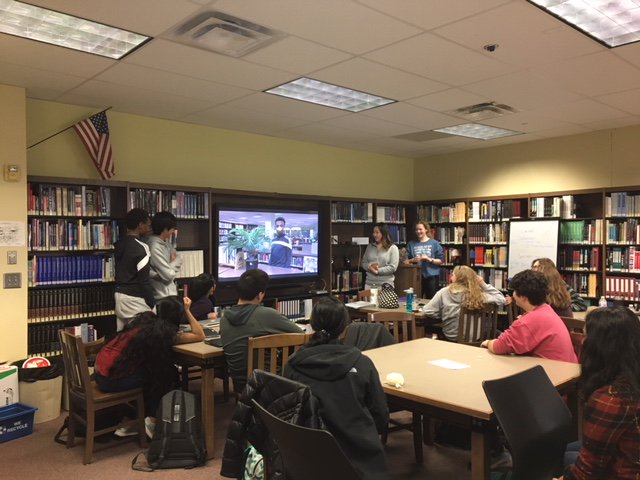 DJHSIB's tweet photo. IB Science students at Jerome work together to investigate the effect of human population on different natural science aspects of the world.  
@dublinjeromehs @DublinIB https://t.co/WHcwEgiAXy
