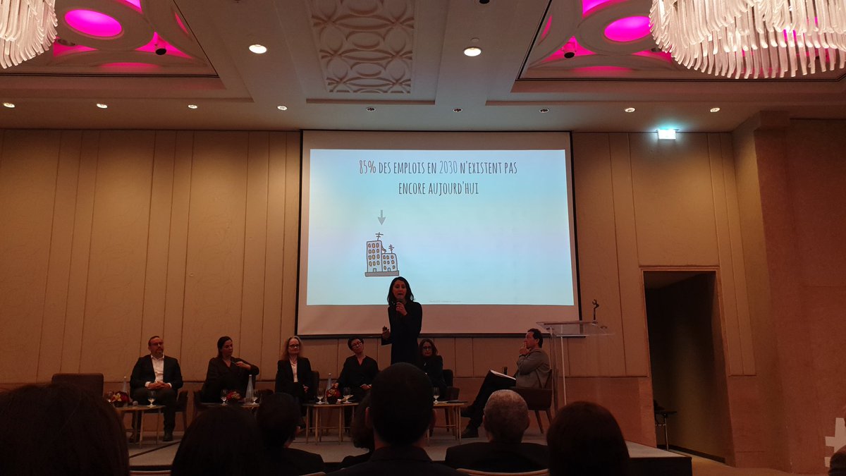 BoudBADRI's tweet photo. Je suis FAN de Narjiss Hilale invitée par #Wafasalaf ! 
#HYA #WOMENDAY #SOFTSKILLS vive #LaFemme ! https://t.co/Hs0R64inTz