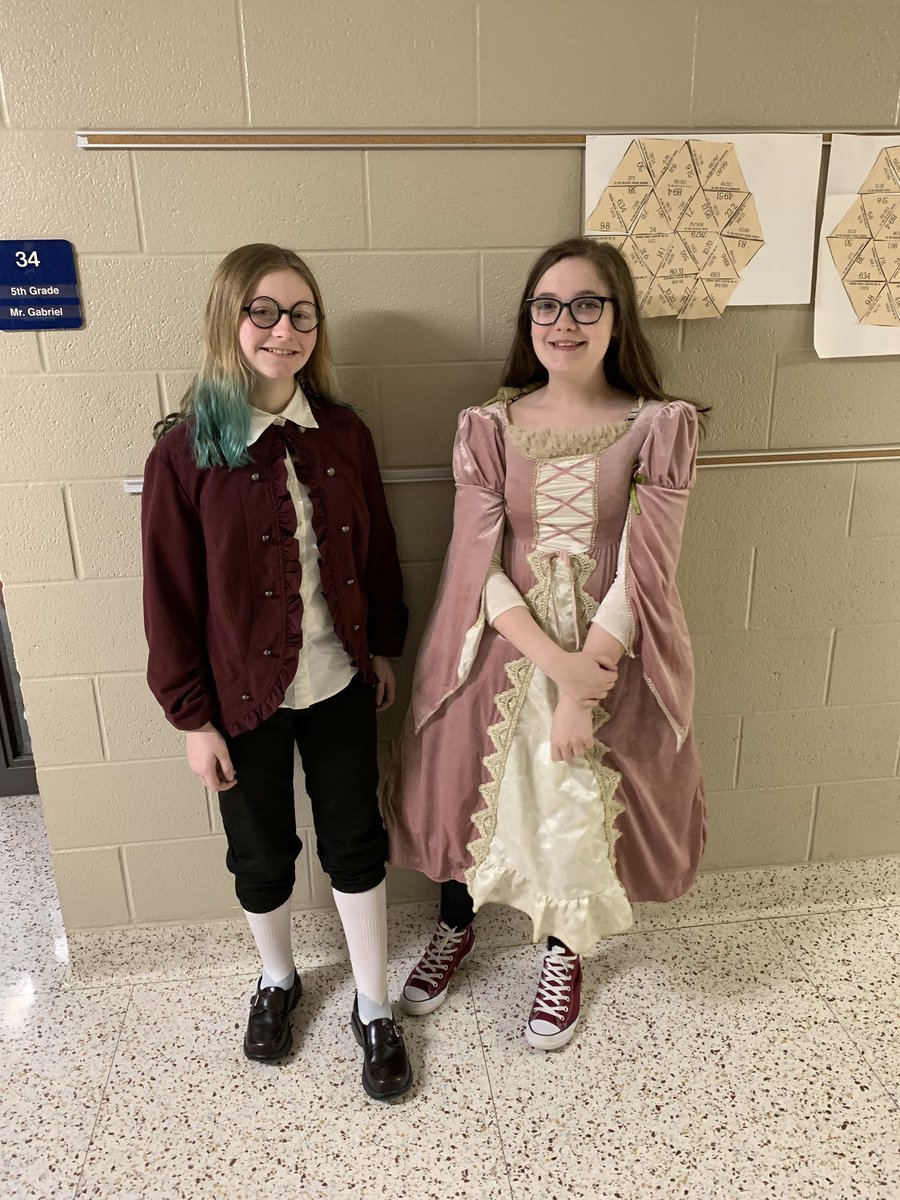 Mr_ChazGabriel's tweet photo. What better way is there to learn about the leaders of the American Revolution than to bring them into our class and ask them questions! https://t.co/vRhuFg2f3q