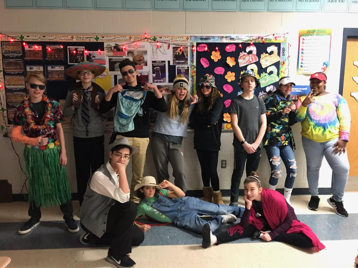 CFmiddleschool's tweet photo. #cfms7grade Students practice their Spanish clothing vocabulary by presenting a fashion show. They read paragraph descriptions of their partner's outfits as they modeled their crazy outfits! #cfmsworldlanguage #cfmspride #cfmsspanish https://t.co/cy15ZNtqoz