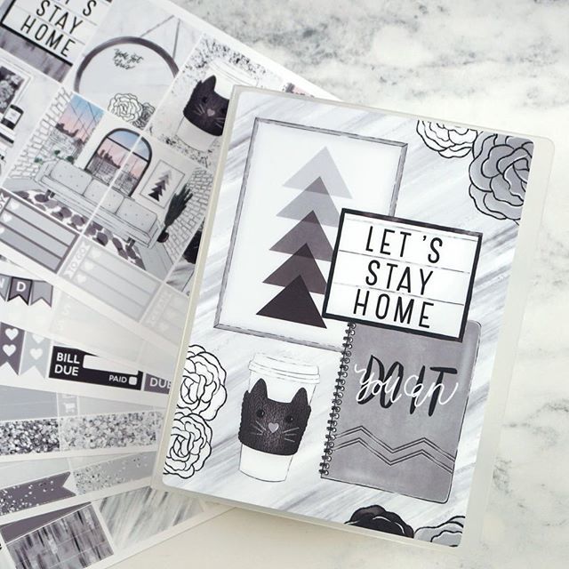 Plannerface's tweet photo. Another one of the new quarter sheet-sized albums! So into monochromatic designs right now.⠀
⠀
#plannerface #plannergirl #planneraddict #erincondrenstickers #erincondren #newreleases #etsyshop #etsyreleases #happyplanner #plannerstickers #plannercomm… https://t.co/l101hQtpl3 https://t.co/PXjvx3E0NP