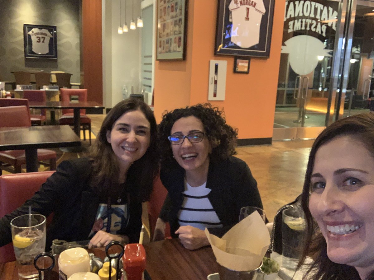 PIorfino's tweet photo. Back home now and back to work tomorrow but enjoyed the #USCAP companion meetings and especially seeing old friends #mskccpath #alumni https://t.co/aYyaG2wE0i