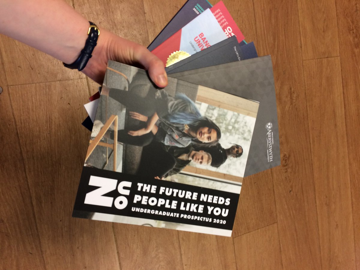 Students Life tweet media