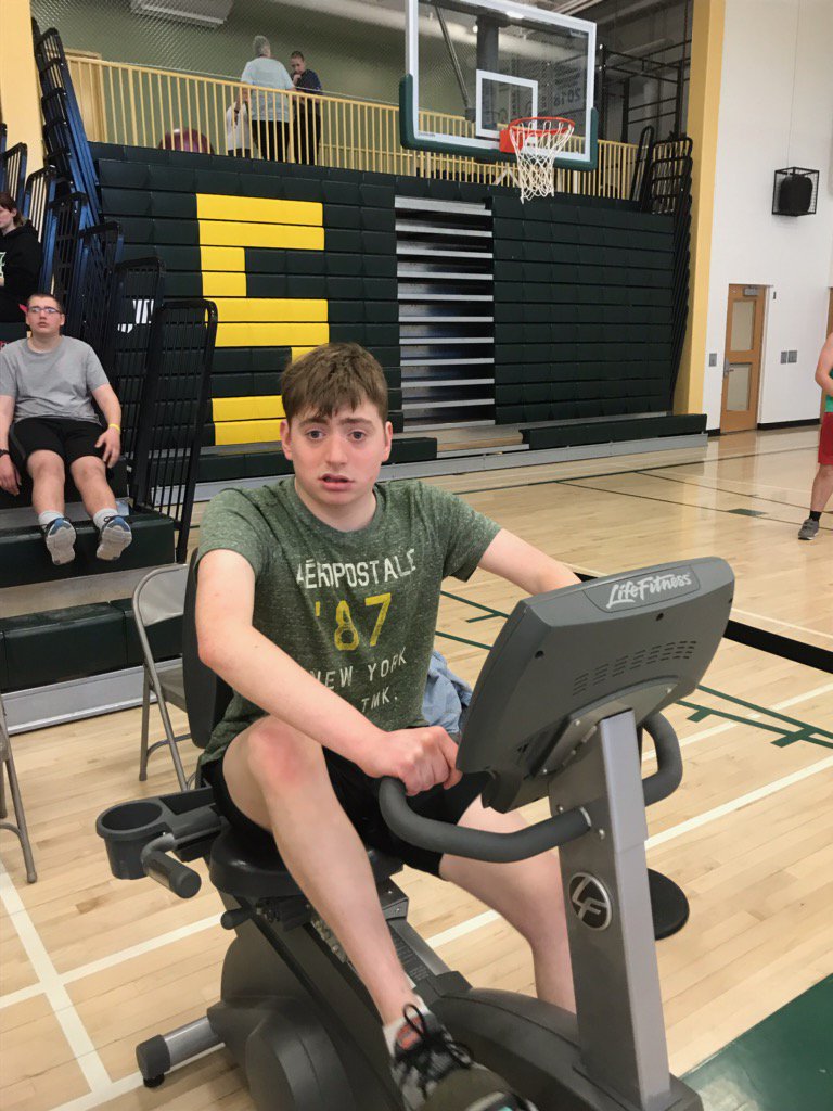 MCHSPlace's tweet photo. MCHS'S Annual Bike A Thon! All donations to support Alberta Cancer Foundation.
#TeamPLACE # MemorialComp https://t.co/Zygc5qEpjN