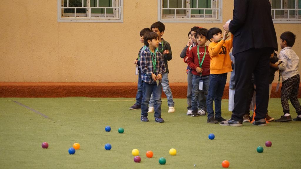 استضافة القسم الابتدائي بنين لطلاب التمهيدي وبرنامج ممتع مليء بالترفيه والتعليم والتعرف على المدرسة...