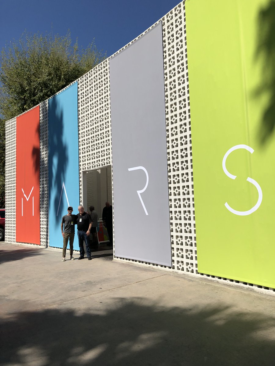 adskFusion's tweet image. .@autodesk’s Gonzalo Martinez hanging out with @MadeinSpace co-founder Jason Dunn sharing the future of intergalactic fabrication. We can’t say more right now, but you'll find out soon… #marsconference #MARS2019