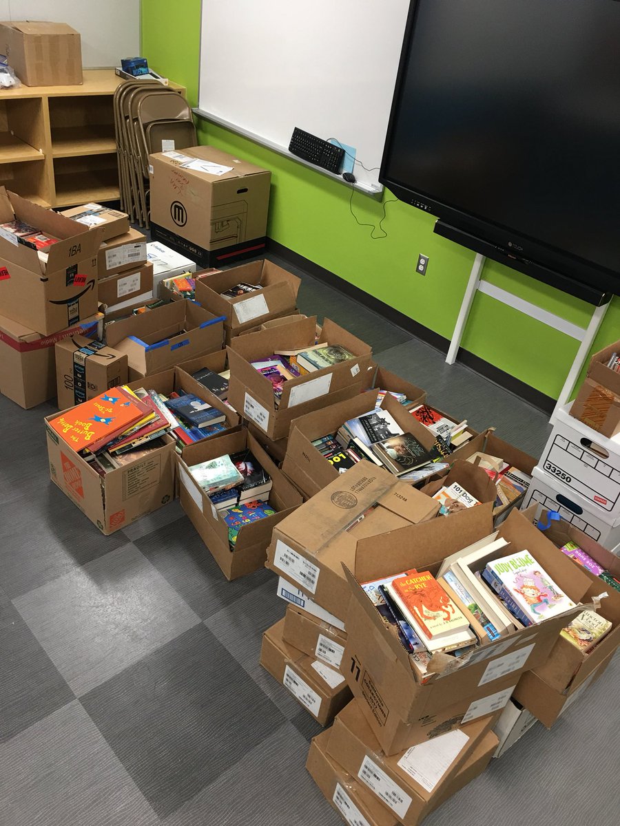 LMAwolfreaders's tweet photo. Look at this beautiful mess! This is about 1300 books that were donated to our school.  Thank you @SMHSASB for  the time you took to promote, collect and organize this book drive.  We are so happy to have these amazing titles in great condition! What a gift! @LMA_SMUSD https://t.co/YnZJc4nU6h