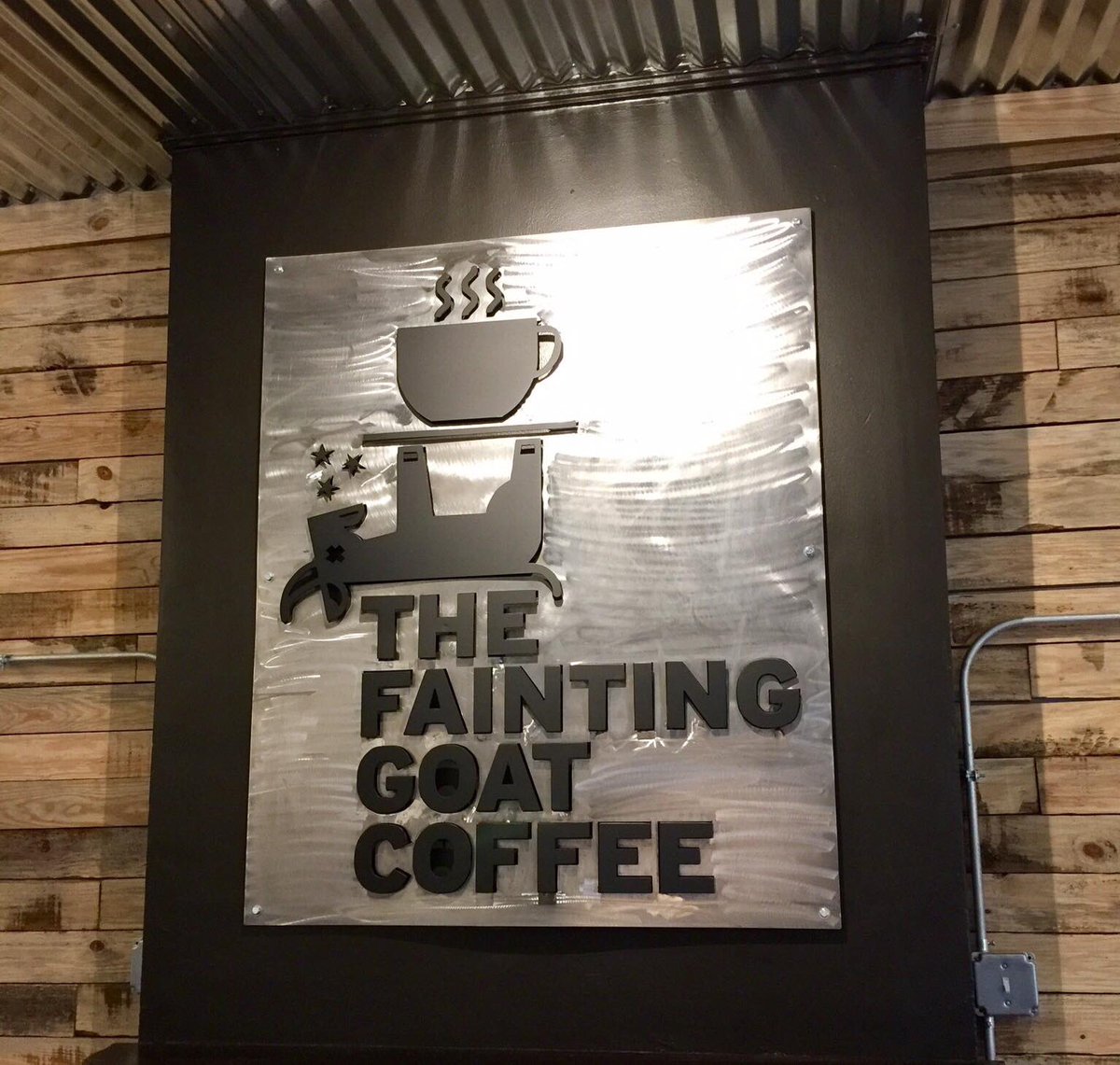 FaintingGoatTN's tweet photo. Today we’ll be closing at 3pm to do some work on the bar. 
Starting Wednesday, you’ll see a completely different flow at the main bar. 
This will be phase 1 of the many new exciting things coming to the Goat this spring/summer. Stay tuned! https://t.co/kagQ4PzokP
