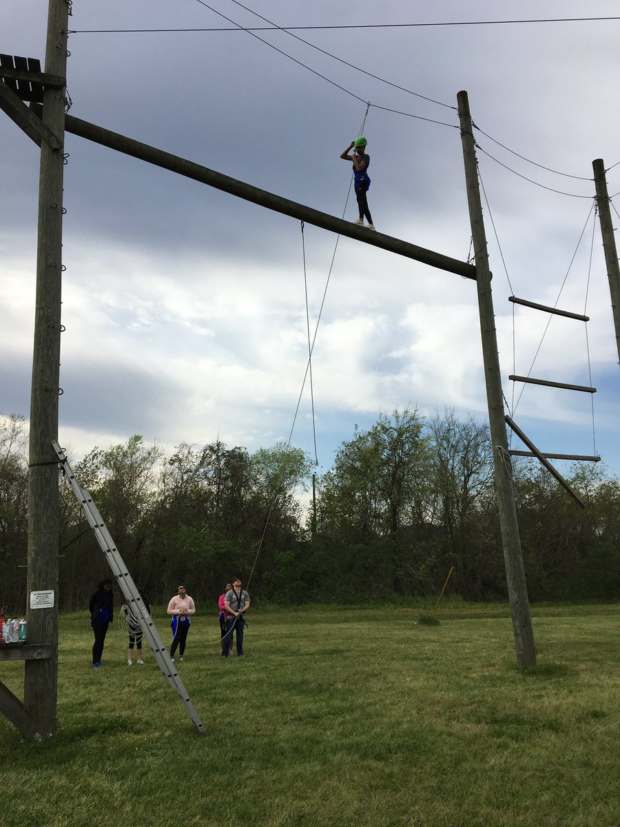 avid_ehs's tweet photo. AVID IV attending ROPES Today! https://t.co/Lo3YphXyrV