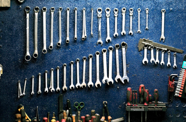 LaneAutoSales's tweet photo. When it comes to your auto needs, we're the team with the right tools for the job. https://t.co/cjn8xNsKGe