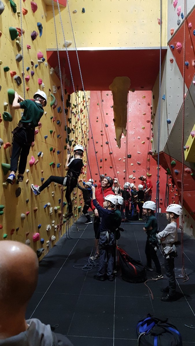 2nd Balsall Common cubs at Red Point Climbing Centre