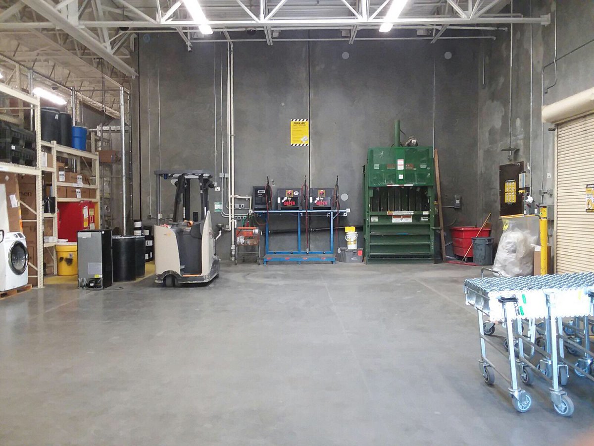 NOTHING better than a purged and clean reveiving dept as Spring breaks!  Great job to David and the team!  <a href="/AkinsMel/">Mel Akins</a> <a href="/jenny_helme/">Jenny Helme</a> <a href="/RayRParks/">Ray Parks</a>
