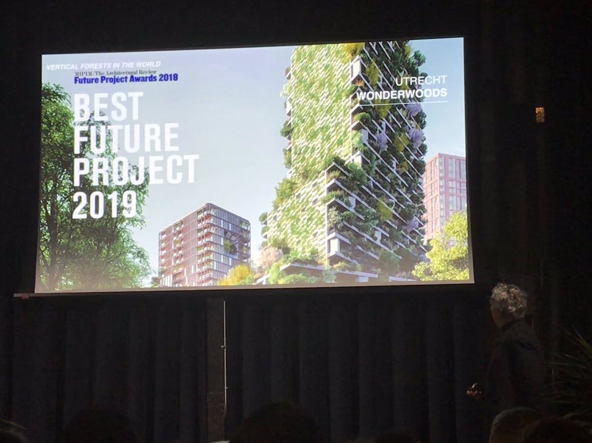 Stefan Boeri <a href="/boeriarchitetti/">Stefano Boeri Architetti</a> describing the Trudo vertical forest in #Eindhoven en Wonderwoods in #utrecht @SmartCitiesNY #TownHall <a href="/NewLab/">Newlab</a> <a href="/NLinNY/">Netherlands Consulate General in NY</a>