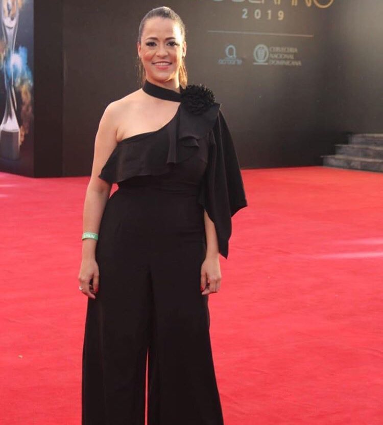 LaTuerca23's tweet photo. Desde temprano en cobertura de @premiosoberano 🙌🏻 ¡Gran equipo!
@onlytrenly 
@sorijiet 
@lalpehumanhair ❤️📹 @KennyValdezL https://t.co/S23i9l6Xub