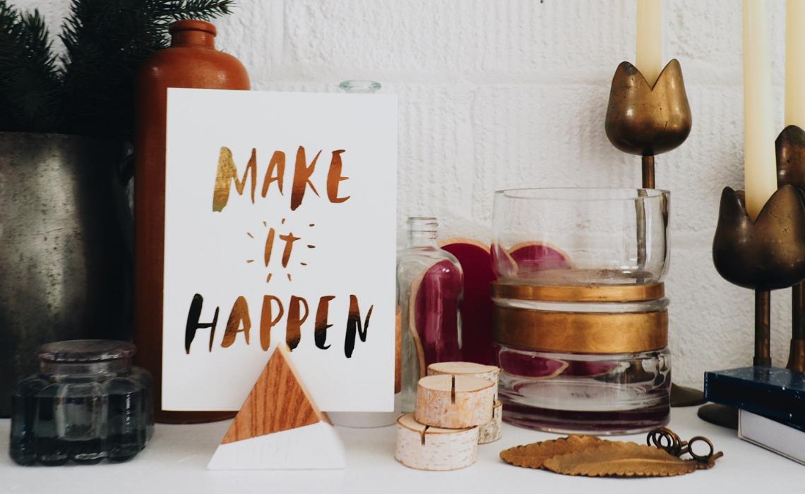 "Hoy #Nolovasaleer se perfecciona, se relanza. Cambia su paradigma. En parte, vuelve a nacer! Para empezar a transitar el camino de la construcción de una revista cultural con el mismo profesionalismo en sus contenidos y en sus integrantes" 🖊️<a href="/stefigianna/">Stefi Giannattasio</a>: goo.gl/B49Kuw