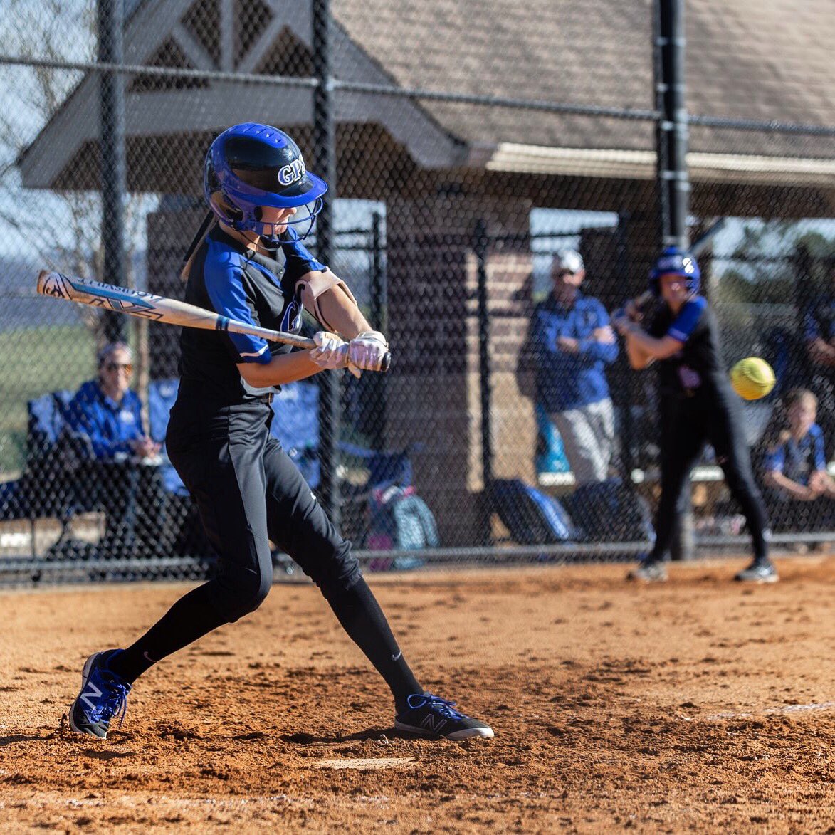 gpsbruizerball's tweet photo. Bruisers explode for 18 runs against Silverdale, getting the W 18-4! Hannah Sanders and Isabella Jenkins both went yard 🥎💪🏼💙🖤 https://t.co/8i3xrp17nZ