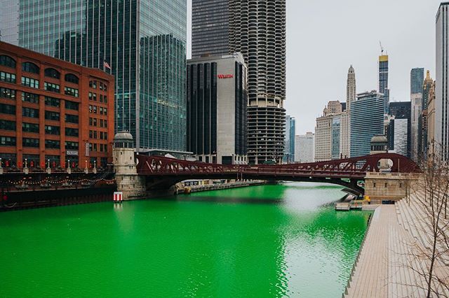 migltellez's tweet photo. I'm late to the green Chicago river party but I made it! ·
·
·
·
·
#chiarchitecture #photography #igerschicagoland #igdaily #enjoyillinois #chicagogram #instagood #chitecture #chicago #igaddict #chigram #igerschicago #photooftheday #artofchi 
#exploretoc… https://t.co/Bikb3h1qYM https://t.co/iIx90TBFPP