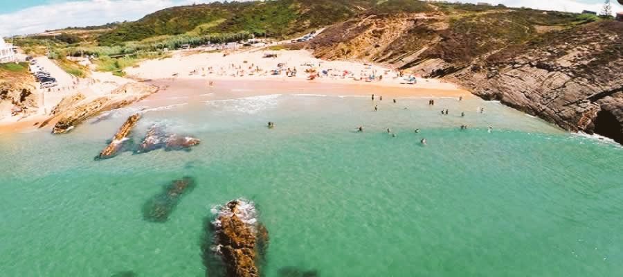 pt_culture's tweet photo. Agora que estamos a chegar ao Verão, qual é a que vocês preferem?

RT- Praia de Albufeira 
Fav- Praia da Zambujeira do Mar https://t.co/gKAXgUeEDl