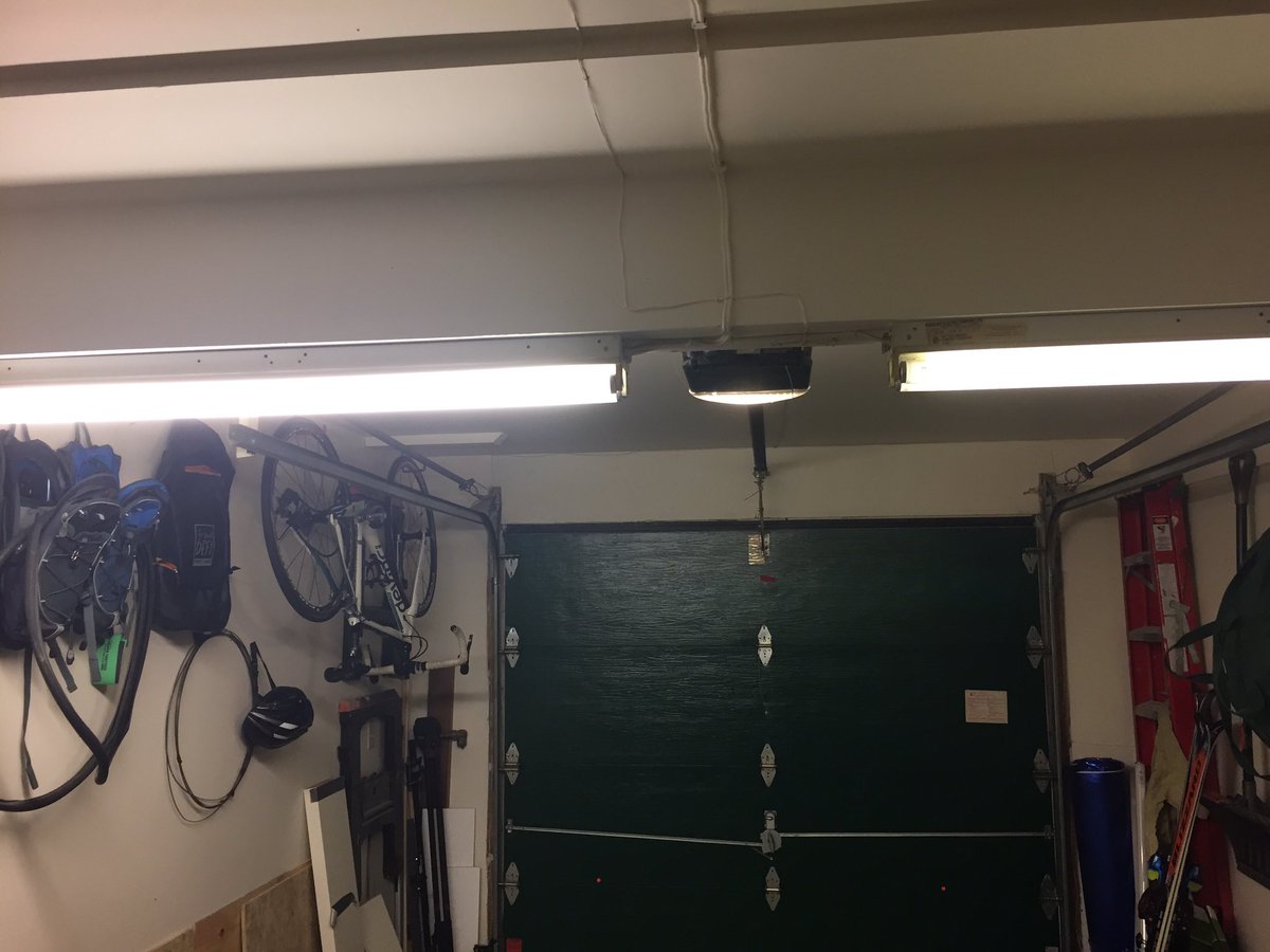 vad2525's tweet photo. Merci @lowboymtl le trisomique du reno depot section plomberie lui a su répondre adéquatement à mes questions Electrique #compétantlui https://t.co/DKdUp7TxAj