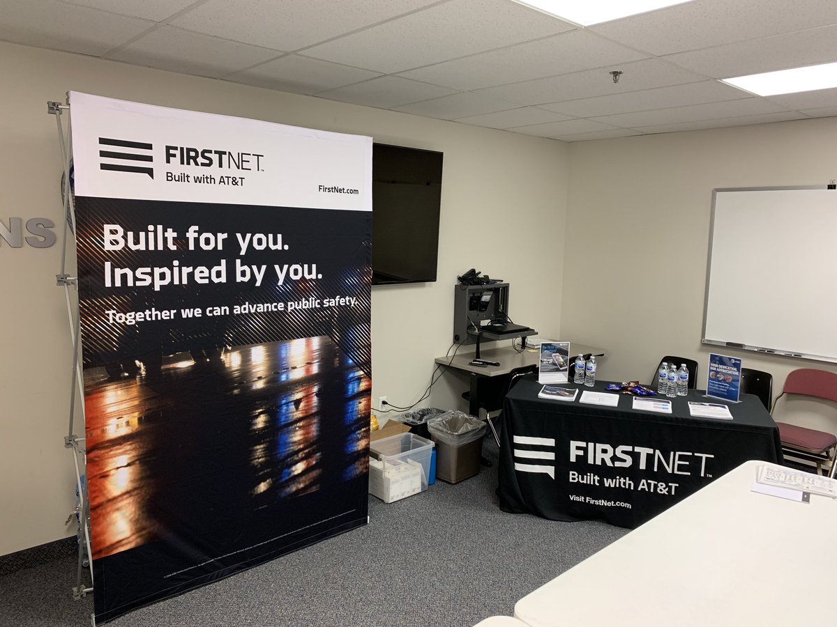 RandyBibicoff's tweet photo. Great turn out today educating our Special Operations and Evidence Team with Unified Police Department about FirstNet! Thank you all for your hard work and dedication protecting our communities! https://t.co/qE48BCcfwO