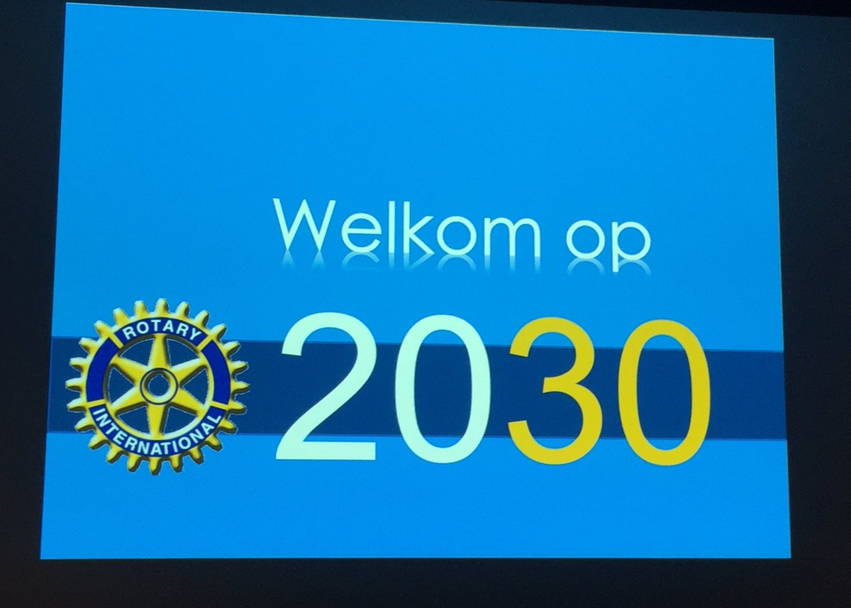 RCBruzuid's tweet photo. Dank u @SafaiDarya . Wat een sterke en inspirerende vrouw ben jij . De 140 aanwezige rotariers uit Brugge en omgeving hebben “geboeid” geluisterd naar je levensverhaal #plotsmochtiknietmeerlachen #onderdrukking #vrouwenrechten 👍👍👍🙏🙏🙏 https://t.co/167zXNbNfE