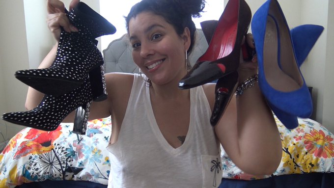 SHOE TRY ON HAUL VIDEO: https://t.co/IhY8zE35IF https://t.co/Ikxs9eP8sM