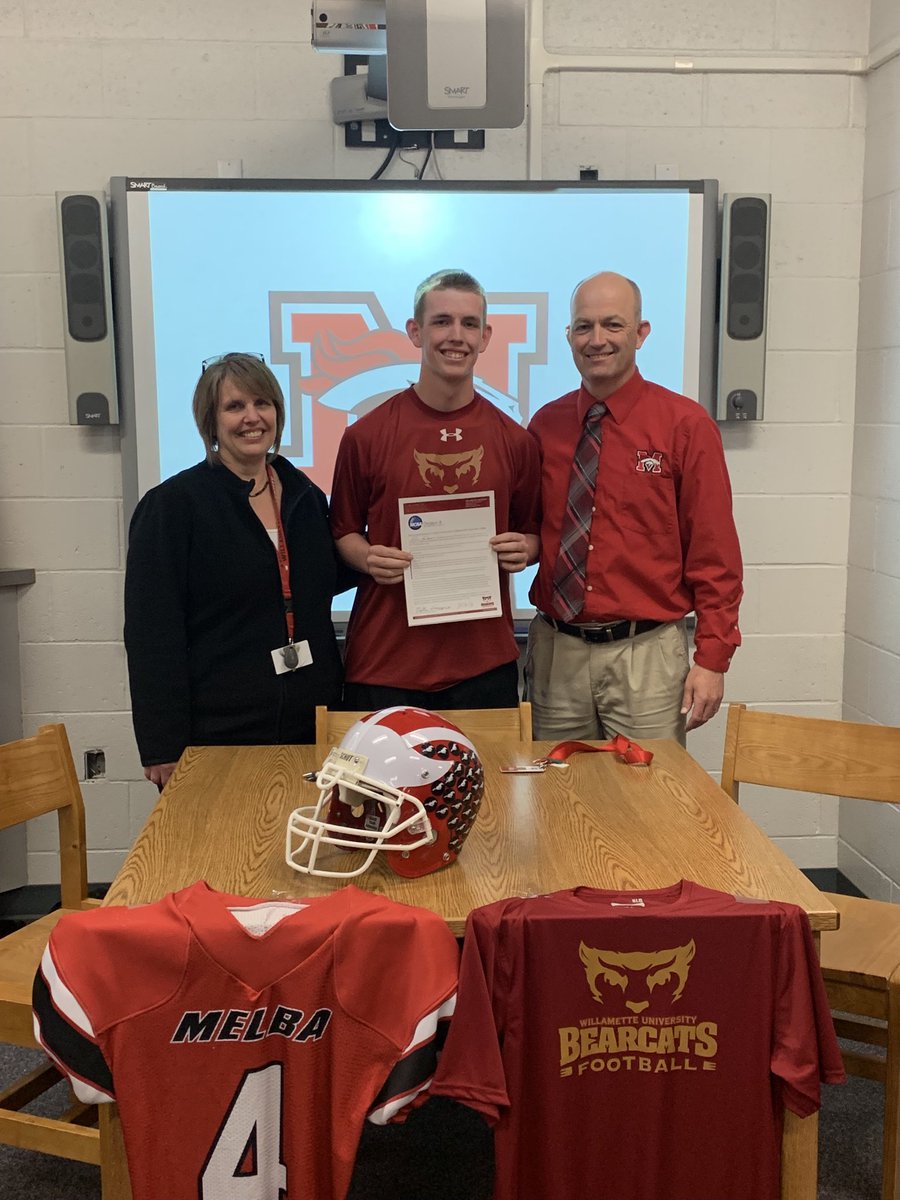 ForsgrenEric's tweet photo. Former Melba Mustang - Future Willamette Bearcat! Congratulations Dallin Forsgren! #mustangunity. #willamettefootball https://t.co/wA7rUvWPsj